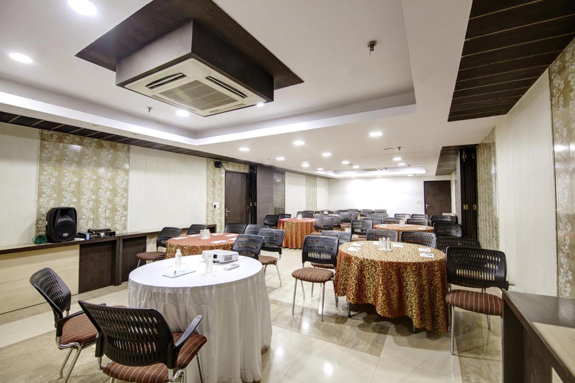 Good Times Near Ganga Ram Hospital And Karol Bagh Metro