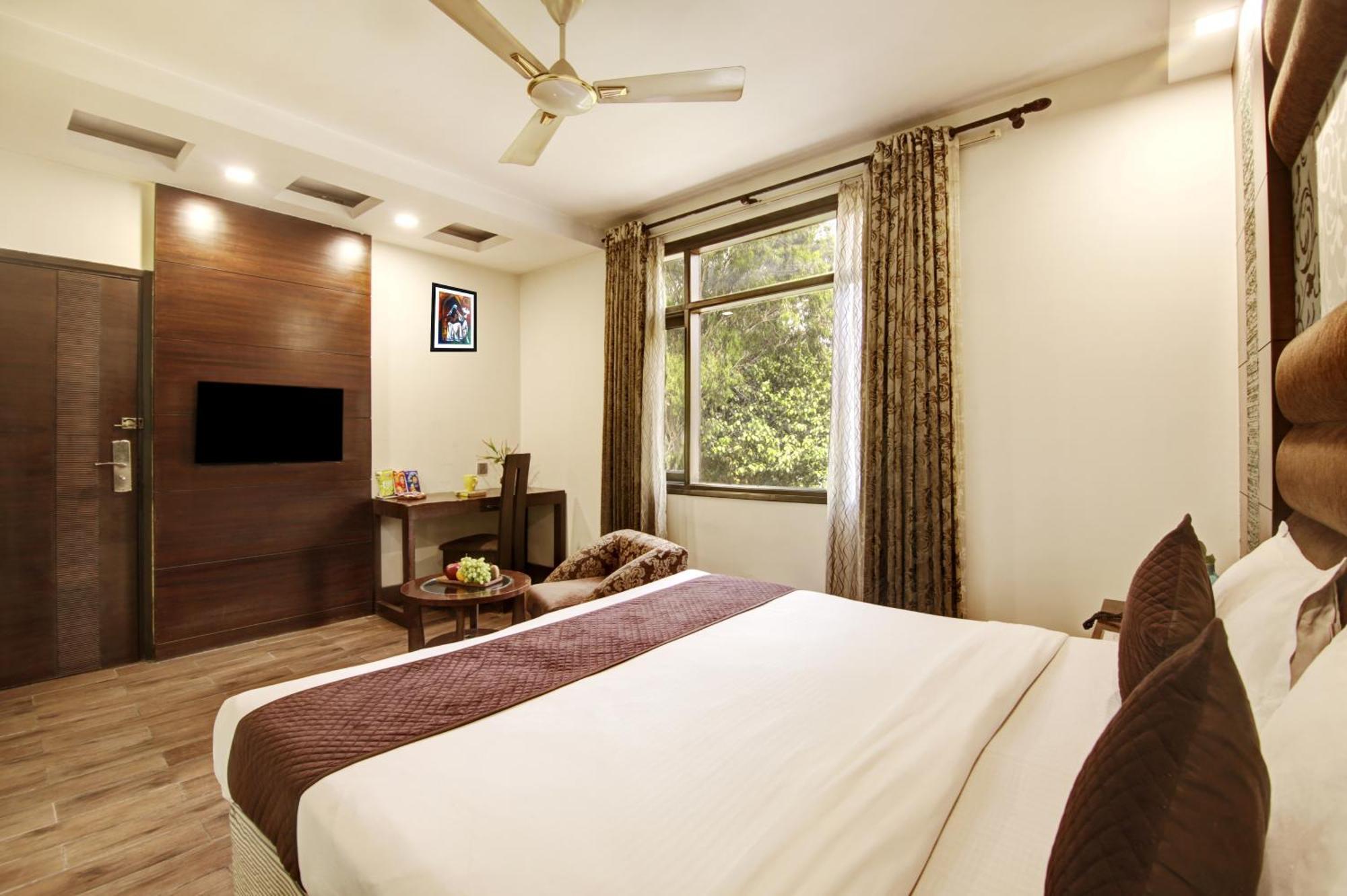 Good Times Near Ganga Ram Hospital And Karol Bagh Metro 3* Delhi (National Capital Territory of India)